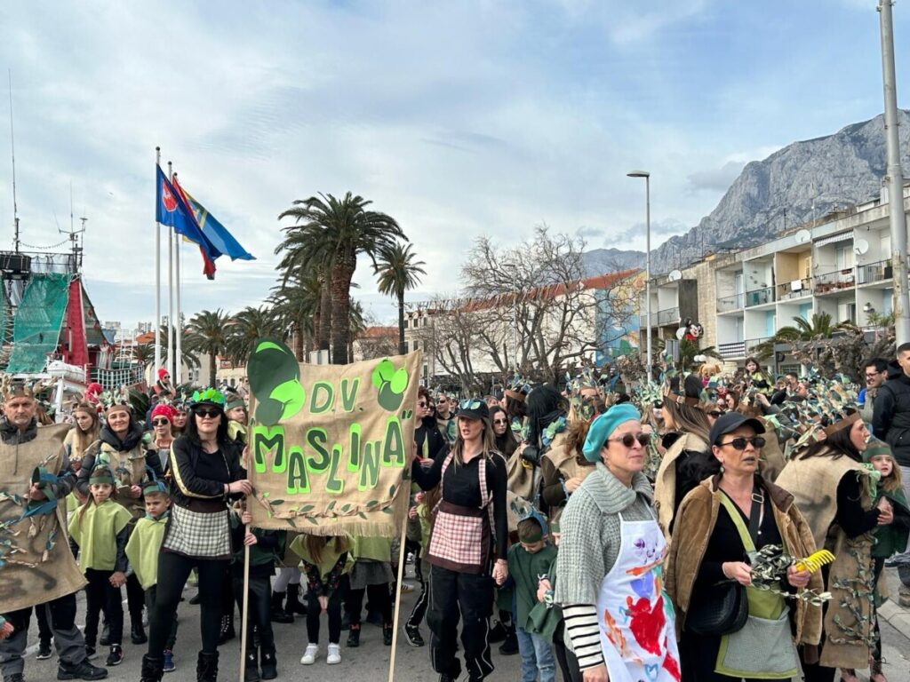 maskare_09-1024x768   maskare_09-1024x768